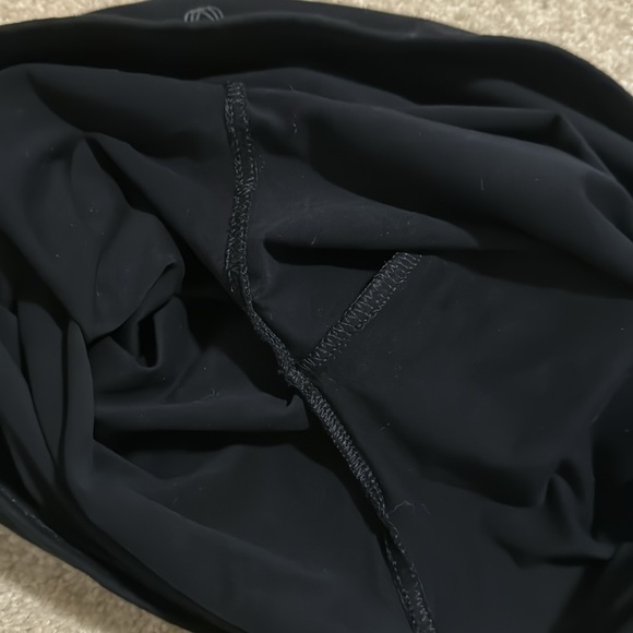 Aritzia TNA Tnachill Atmosphere Lo-Rise 3/4 Legging Black Stretch Jersey-Large - Picture 8 of 8